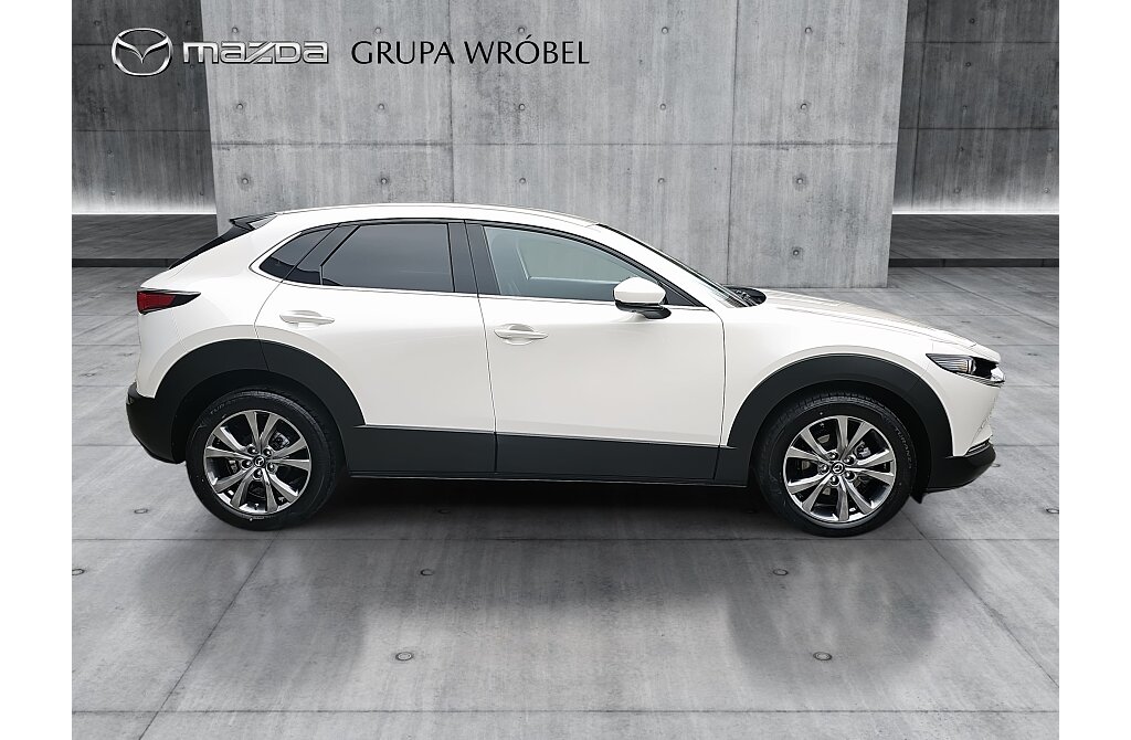 Mazda CX-30 - Kolor Snowflake White Pearl, zdjęcie 9
