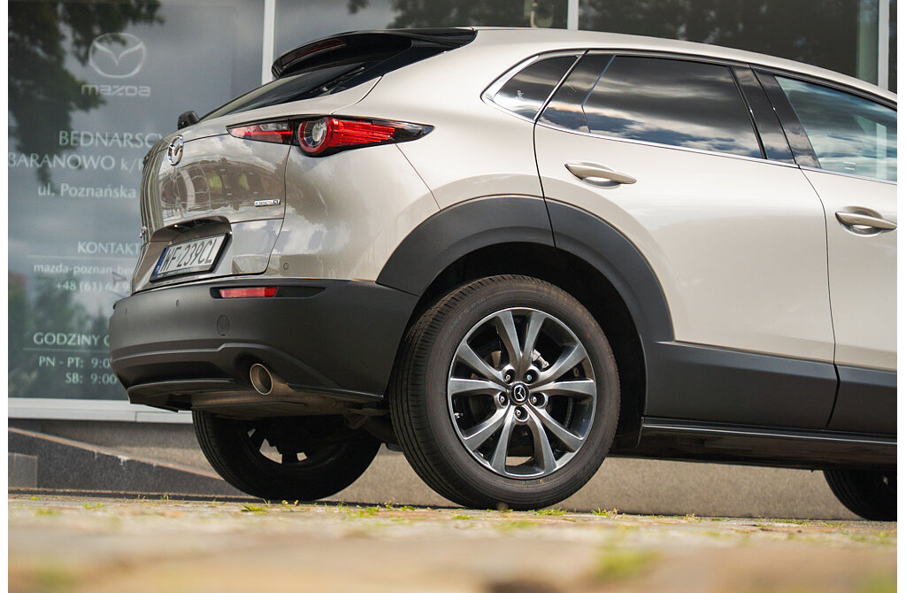 Mazda CX-30 - Kolor Platinum Quartz, zdjęcie 6