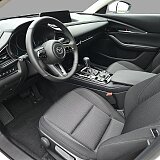 Mazda CX-30 - Kolor Snowflake White Pearl, zdjęcie 13
