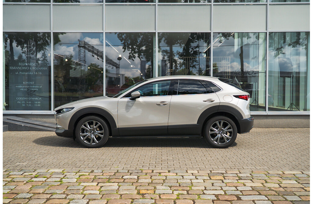 Mazda CX-30 - Kolor Platinum Quartz, zdjęcie 8