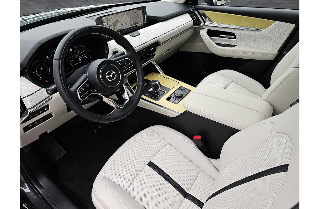 Mazda CX-60 - Kolor Machine Gray, zdjęcie 17