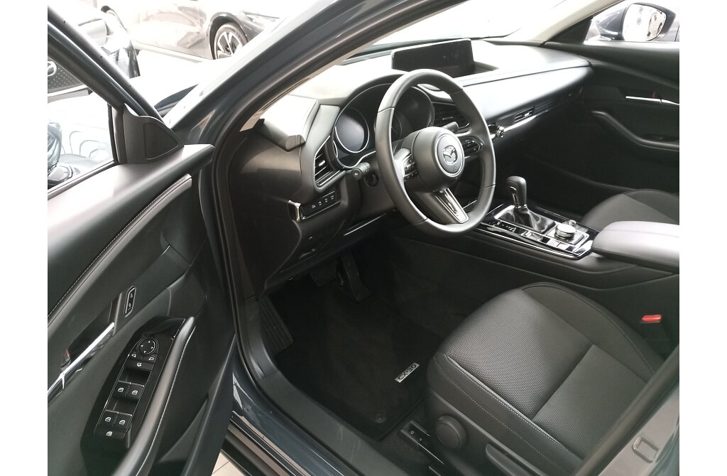 Mazda CX-30 - Kolor Machine Gray, zdjęcie 2